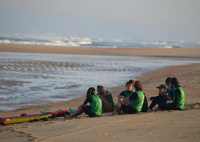 호스텔 Nature Surf Camp